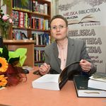 Dr Katarzyna Adamek-Pujszo