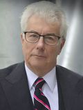 Ken Follett