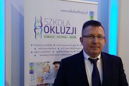 Dr Jacek Ciesielski