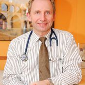 Prof. dr hab. Mirosław Kowalski