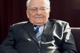 Prof. Waldemar Janiec