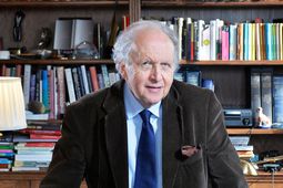 Alexander McCall Smith