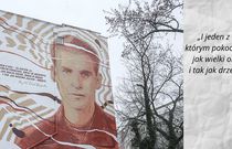 W Warszawie powstał mural upamiętniający Krzysztofa Kamila Baczyńskiego